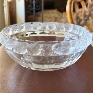Lalique France “Pinsons” Crystal Bowl 9.5” Finches & Fern Design